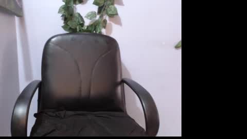 beauty online show from March 5, 2025, 8:54 am