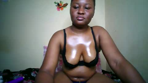 Snapshot of naughtybrownny chatting on June 2, 2026, 9:39 pm MUMU online show from June 2, 2026, 9:39 pm
