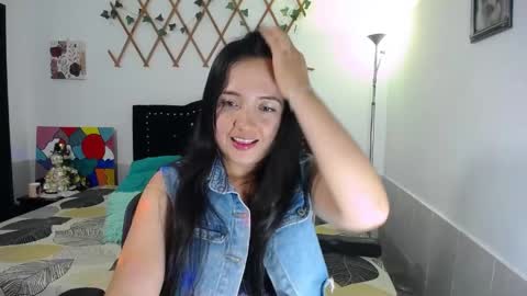 Valeria  online show from April 29, 2026, 9:21 pm
