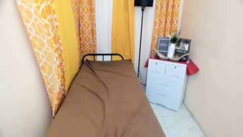 Snapshot of naughtyjanela chatting on April 20, 2026, 12:30 pm naughtyjanela online show from April 20, 2026, 12:30 pm