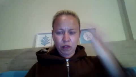 naughtyjennyblondeuk online show from May 8, 2026, 7:08 pm