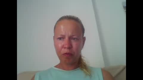 naughtyjennyblondeuk online show from June 4, 2026, 4:46 pm