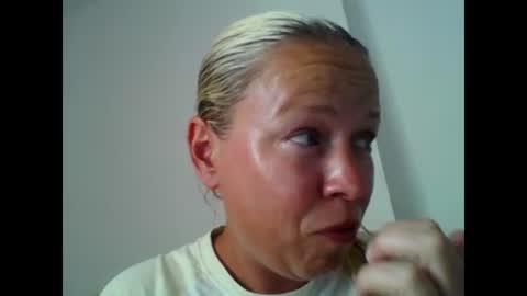 naughtyjennyblondeuk online show from June 6, 2026, 2:44 pm