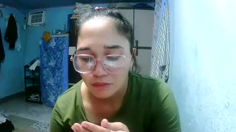 naughtykate69495126 online show from July 25, 2026, 9:29 am