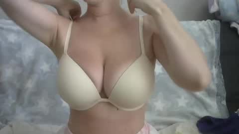 Snapshot of naughtykitten94 chatting on June 18, 2026, 9:09 am Chris online show from June 18, 2026, 9:09 am