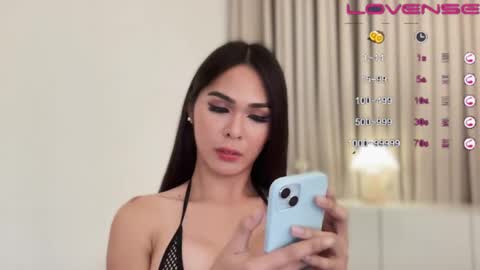 Snapshot of naughtymartinaxxx chatting on January 31, 2025, 11:13 am Martina online show from January 31, 2025, 11:13 am