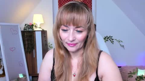 Milana - on air every day except Wednesday from 9 pm to 4 am European time online show from November 3, 2025, 9:59 pm