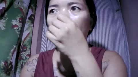 naughtymom_33 online show from May 9, 2026, 9:31 pm