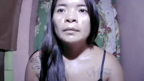 naughtymom_33 online show from May 16, 2026, 11:42 am