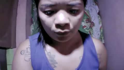 naughtymom_33 online show from May 19, 2026, 8:48 pm