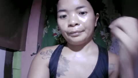 naughtymom_33 online show from May 27, 2026, 7:05 am