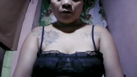 naughtymom_33 online show from July 6, 2026, 4:53 am