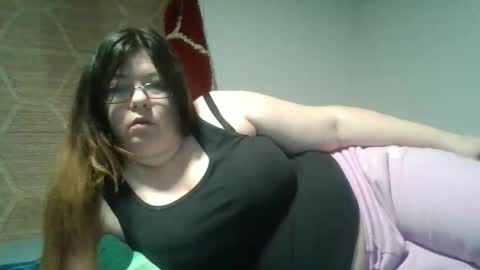Snapshot of naughtynatalie1988x chatting on May 21, 2026, 6:31 am Natalie online show from May 21, 2026, 6:31 am