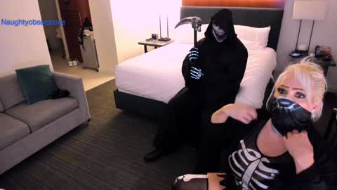 Snapshot of naughtyobsessions chatting on November 1, 2025, 6:59 am Aphroditecall me A for short online show from November 1, 2025, 6:59 am