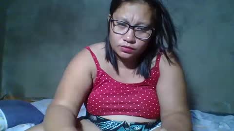 Snapshot of naughtypinay08 chatting on April 24, 2026, 2:08 pm juls online show from April 24, 2026, 2:08 pm