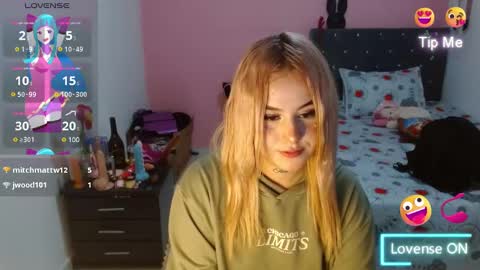 Snapshot of naughtyplayass chatting on December 20, 2024, 6:35 pm naughtyplayass online show from December 20, 2024, 6:35 pm