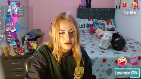 Snapshot of naughtyplayass chatting on December 23, 2024, 6:27 pm naughtyplayass online show from December 23, 2024, 6:27 pm