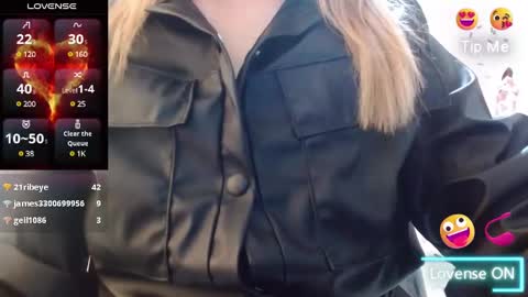 Snapshot of naughtyplayass chatting on January 22, 2025, 9:32 pm naughtyplayass online show from January 22, 2025, 9:32 pm