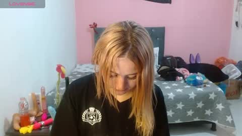 Snapshot of naughtyplayass chatting on January 28, 2025, 10:02 am naughtyplayass online show from January 28, 2025, 10:02 am