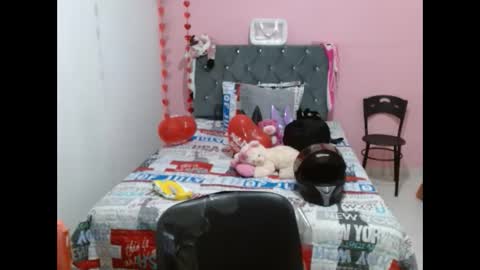 Snapshot of naughtyplayass chatting on February 17, 2025, 12:38 pm naughtyplayass online show from February 17, 2025, 12:38 pm