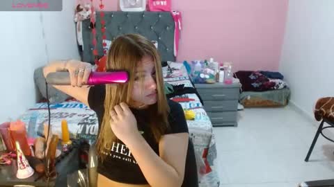 Snapshot of naughtyplayass chatting on February 27, 2025, 2:42 am naughtyplayass online show from February 27, 2025, 2:42 am