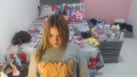 Snapshot of naughtyplayass chatting on March 5, 2025, 4:24 pm naughtyplayass online show from March 5, 2025, 4:24 pm