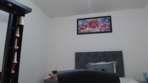 Snapshot of naughtyplayass chatting on October 3, 2025, 6:27 pm naughtyplayass online show from October 3, 2025, 6:27 pm