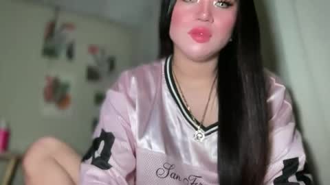 Rose Wilson online show from December 9, 2024, 5:18 am