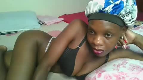 Snapshot of naughtysweetpie chatting on April 18, 2026, 7:58 pm naughty online show from April 18, 2026, 7:58 pm