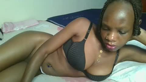 Snapshot of naughtysweetpie chatting on April 24, 2026, 10:34 pm naughty online show from April 24, 2026, 10:34 pm