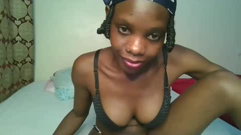 Snapshot of naughtysweetpie chatting on April 26, 2026, 5:43 pm naughty online show from April 26, 2026, 5:43 pm
