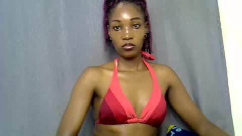 naughtyy4u online show from April 27, 2026, 8:34 am