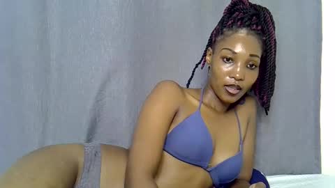 naughtyy4u online show from May 2, 2026, 9:36 am