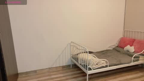 sabrina online show from April 10, 2026, 2:28 am