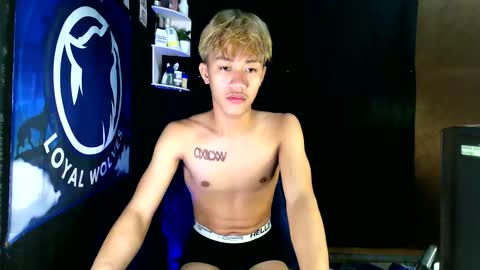 Snapshot of naugthyboyloy chatting on November 23, 2025, 9:09 am Loy online show from November 23, 2025, 9:09 am