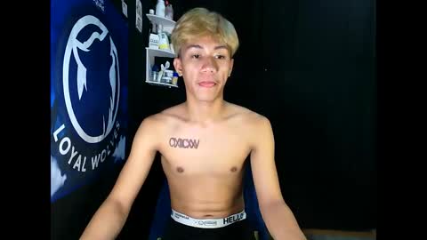 Snapshot of naugthyboyloy chatting on November 26, 2025, 8:48 am Loy online show from November 26, 2025, 8:48 am