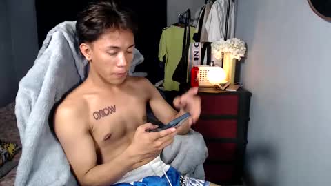 Snapshot of naugthyboyloy chatting on January 6, 2026, 5:49 pm Loy online show from January 6, 2026, 5:49 pm