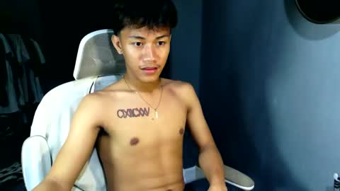 Snapshot of naugthyboyloy chatting on May 4, 2026, 5:09 pm Loy online show from May 4, 2026, 5:09 pm
