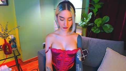 Snapshot of naugthymila3 chatting on April 21, 2026, 2:04 am Mila aka Dominika - Nov 20 Birthday show Onlyfans Naugthymila online show from April 21, 2026, 2:04 am