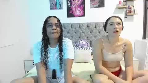 Snapshot of nay_and_aleja chatting on May 7, 2026, 11:43 pm nay_and_aleja online show from May 7, 2026, 11:43 pm