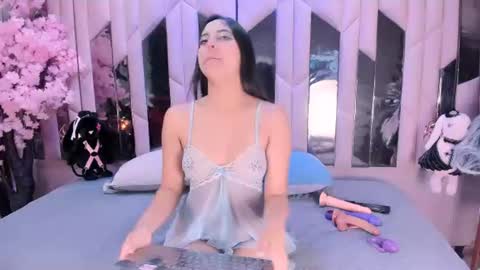 Snapshot of nayarakvelvet_1 chatting on June 16, 2026, 12:08 pm Nayarak online show from June 16, 2026, 12:08 pm