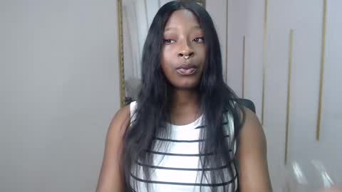 Snapshot of nayariskaya chatting on May 31, 2026, 2:02 pm Nayaris 3 online show from May 31, 2026, 2:02 pm