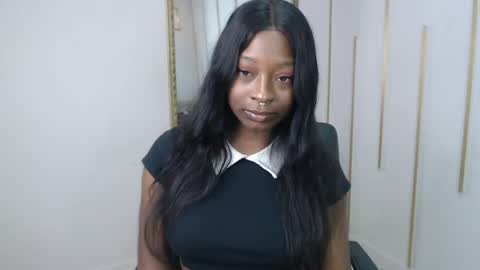 Nayaris 3 online show from June 3, 2026, 2:33 pm