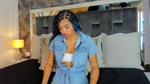    online show from October 8, 2025, 11:30 am