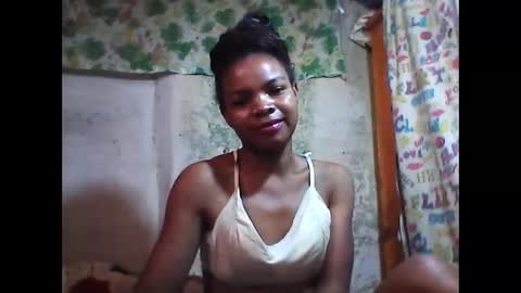 Nayla online show from May 22, 2026, 5:25 am