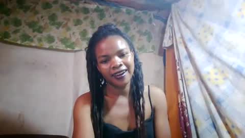 Nayla online show from June 15, 2026, 6:04 am