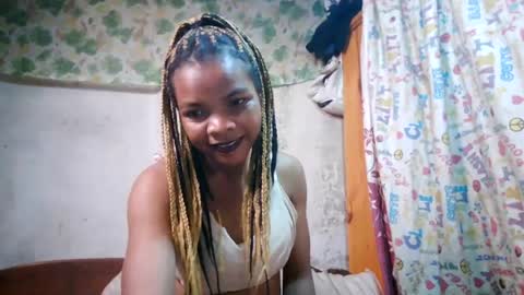 Nayla online show from July 7, 2026, 6:47 am