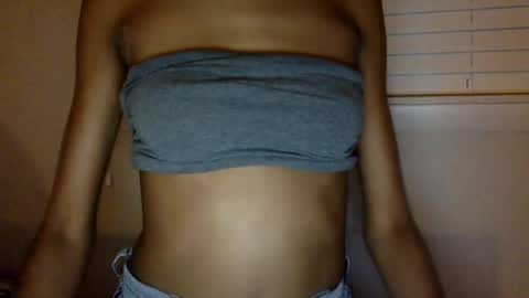 Nayomi Norma online show from July 18, 2026, 4:38 am