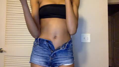 Nayomi Norma online show from July 26, 2026, 4:36 pm