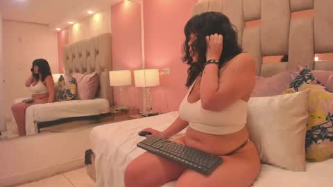 Snapshot of nazariego chatting on May 20, 2026, 9:54 pm Nazariego online show from May 20, 2026, 9:54 pm